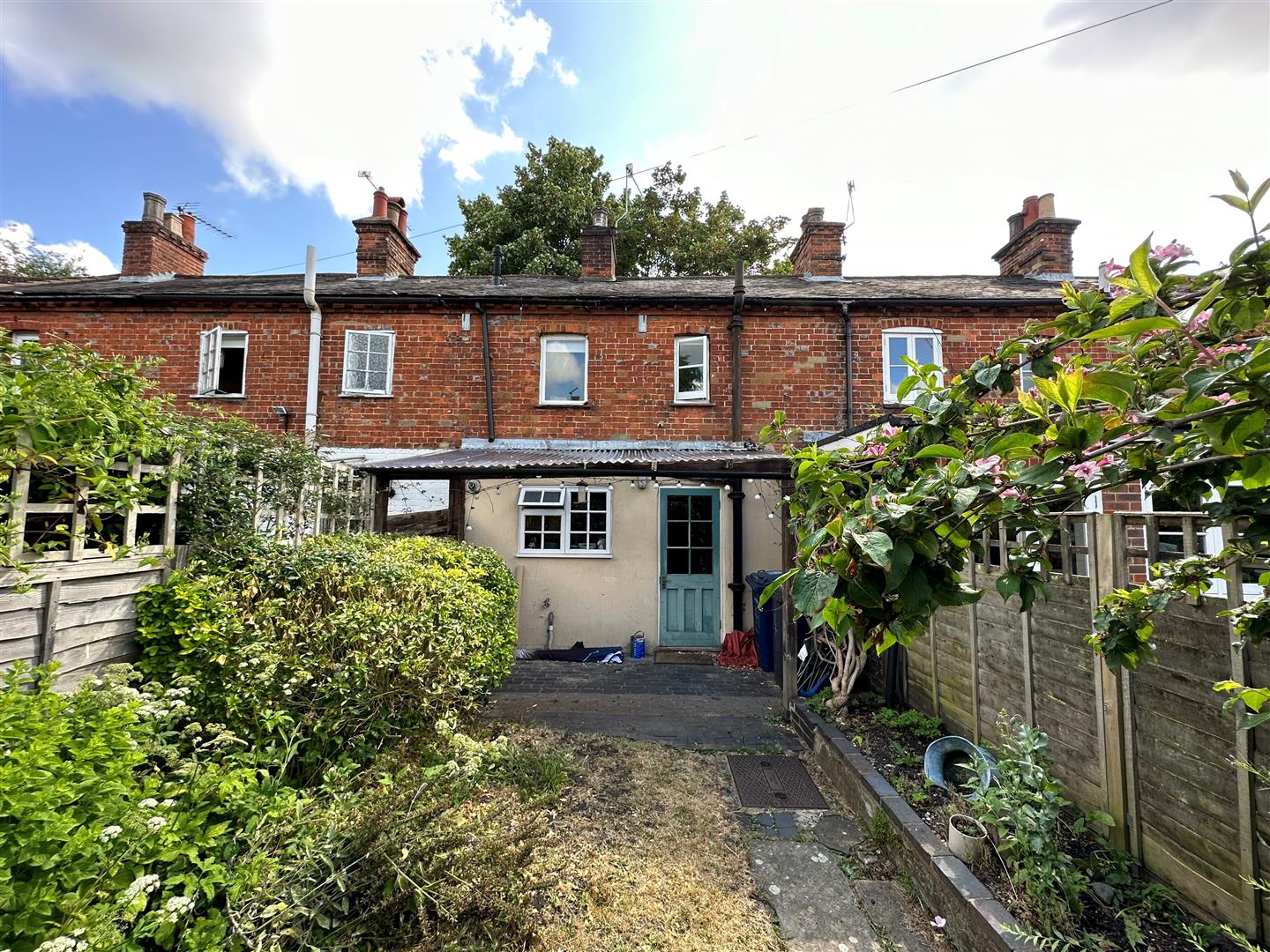 Trueman & Grundy Coopers Terrace, East Street, Farnham Trueman & Grundy
